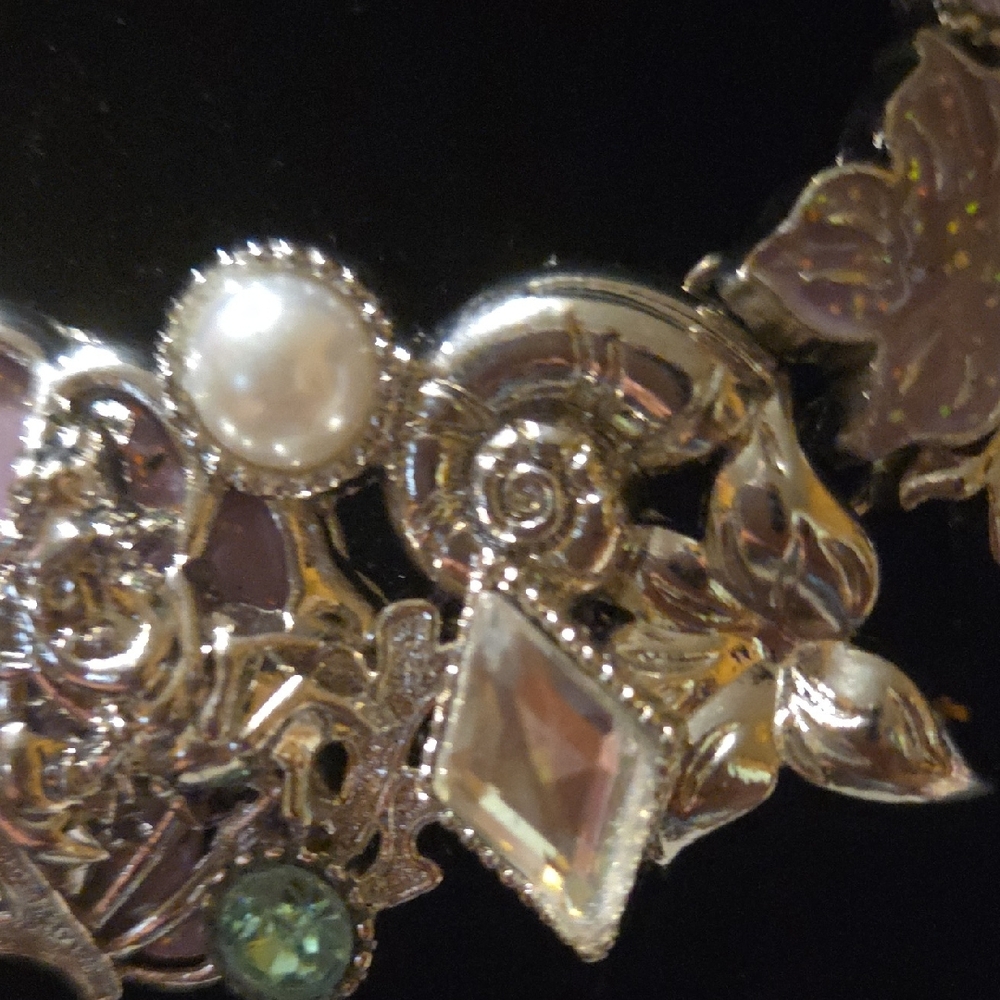 The Little Mermaid Disney Store Necklace - Picture 4 of 10